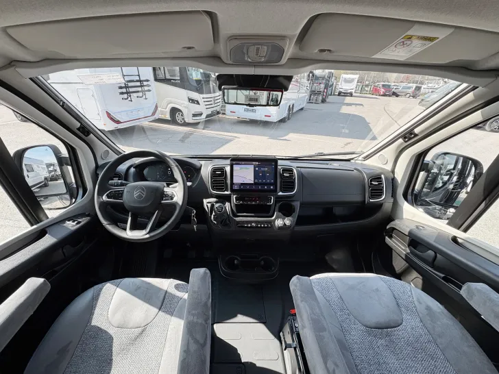 Fahrzeugbild Pössl D-Line 2Win S Plus #37