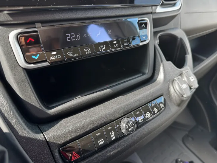 Fahrzeugbild Pössl D-Line 2Win S Plus #40