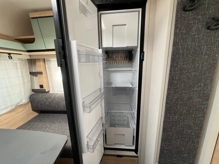 Fahrzeugbild Dethleffs CAMPER 460 EL #27