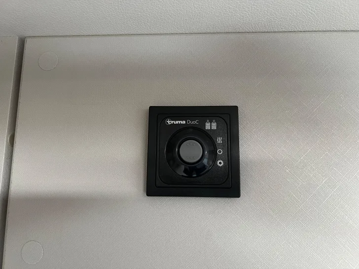 Fahrzeugbild Dethleffs CAMPER 460 EL #31