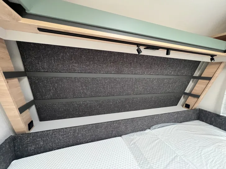 Fahrzeugbild Dethleffs CAMPER 460 EL #42