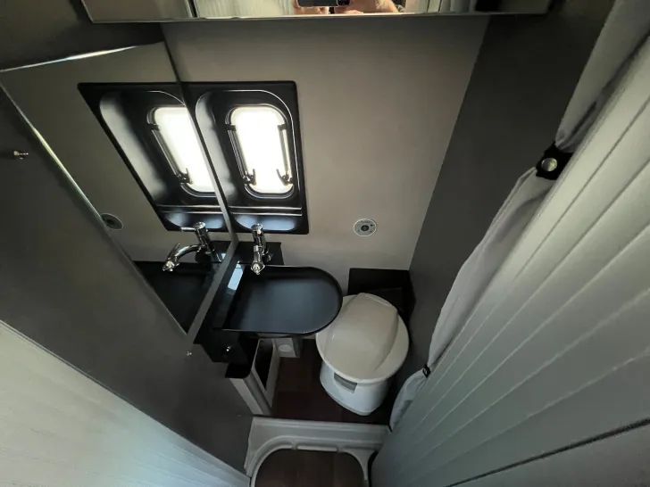Fahrzeugbild Pössl H-Line Summit Shine 540 R #48
