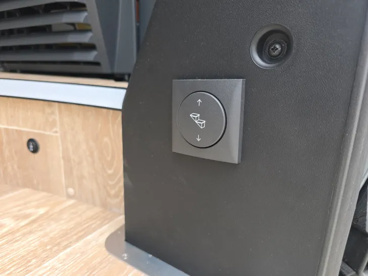 Fahrzeugbild Pössl D-Line 2Win R S Plus #23