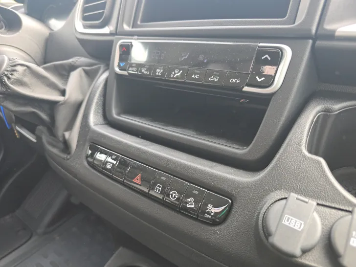 Fahrzeugbild Pössl D-Line 2Win R S Plus #34
