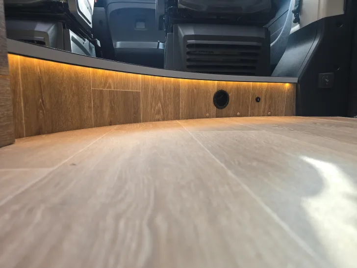 Fahrzeugbild Pössl D-Line 2Win R S Plus #22