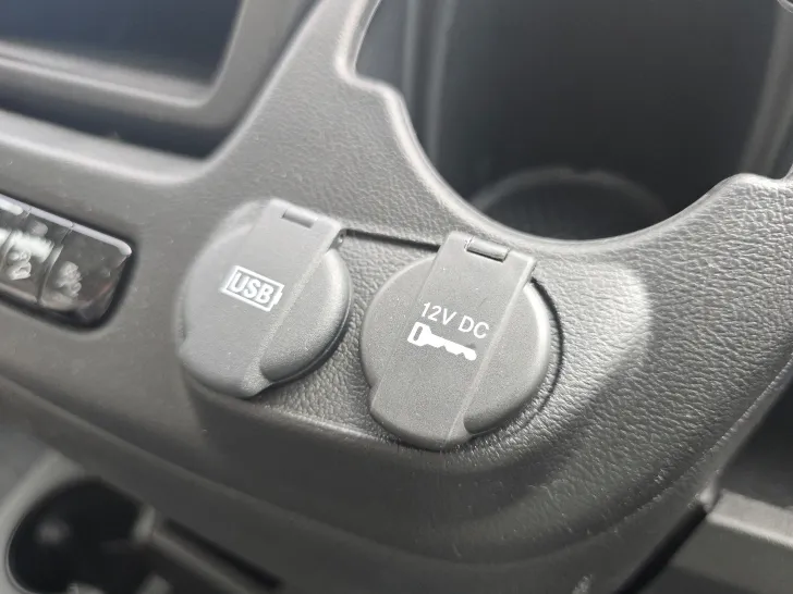 Fahrzeugbild Pössl D-Line 2Win R S Plus #32