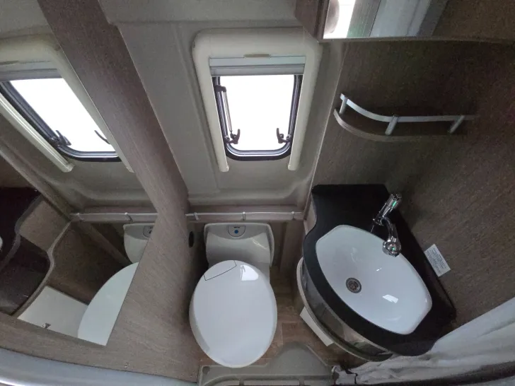 Fahrzeugbild Pössl D-Line 2Win R S Plus #48