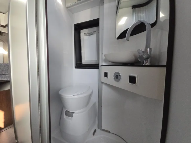 Fahrzeugbild Pössl H-Line Summit Prime 640 #47