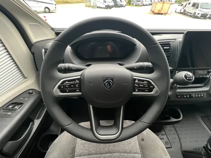 Fahrzeugbild Pössl H-Line Summit 600 L #26
