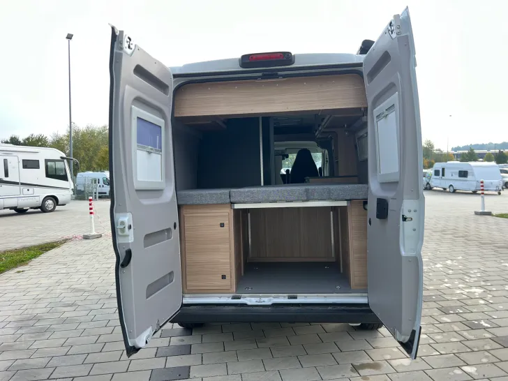 Fahrzeugbild Pössl H-Line Summit 600 B #12