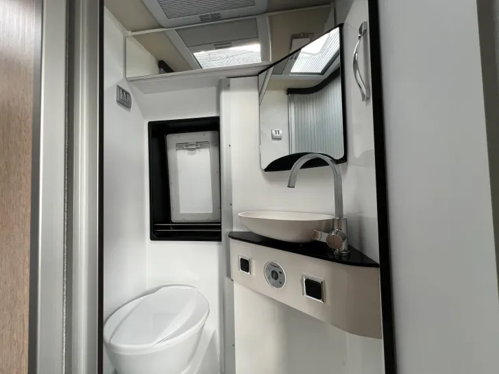 Fahrzeugbild Pössl H-Line Summit 600 Plus #47