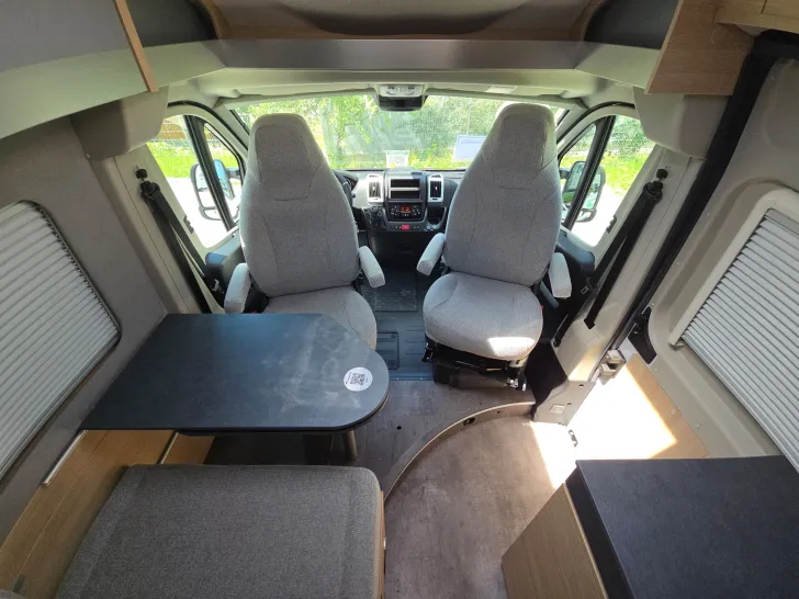 Fahrzeugbild Pössl D-Line Trenta 540 R #27