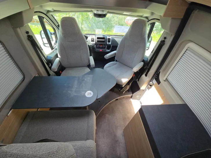 Fahrzeugbild Pössl D-Line Trenta 540 R #28
