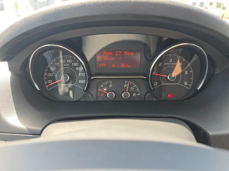 Fahrzeugbild Pössl D-Line Trenta 540 R #31