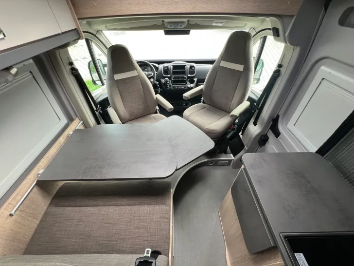 Fahrzeugbild Pössl H-Line Summit 640 #24