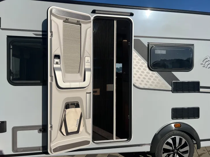 Fahrzeugbild Knaus Südwind BLACK SELECTION 460 EU #21