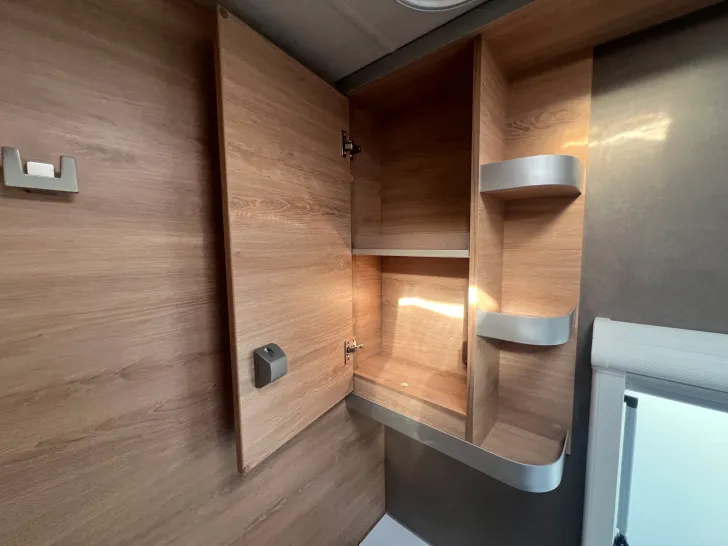 Fahrzeugbild Knaus Südwind BLACK SELECTION 460 EU #41