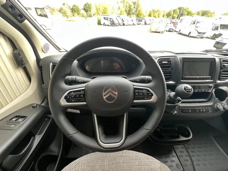 Fahrzeugbild Pössl D-Line 2Win S Plus #27