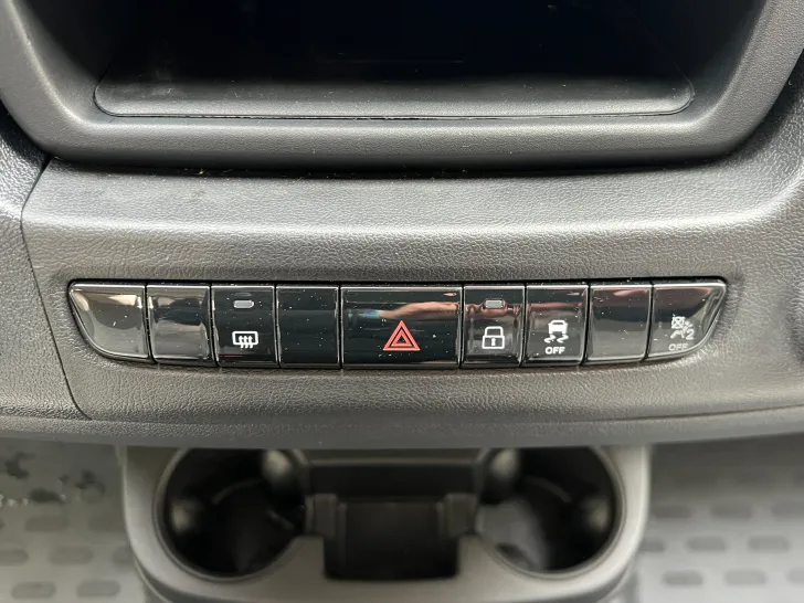 Fahrzeugbild Pössl D-Line 2Win S Plus #36
