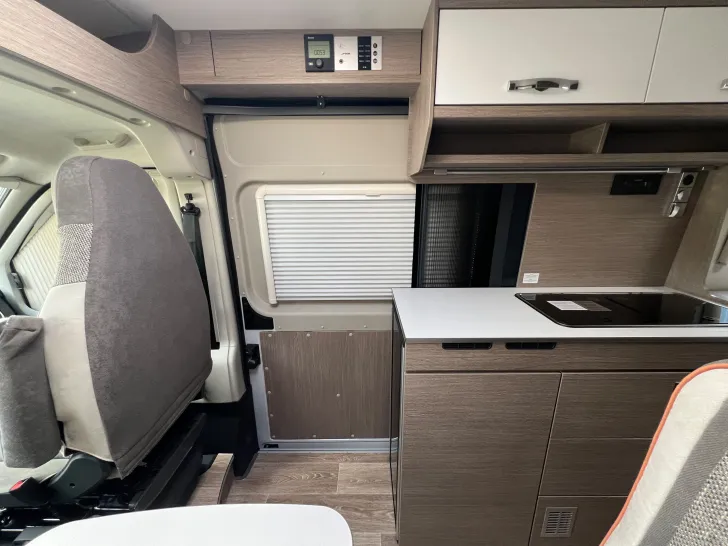 Fahrzeugbild Pössl D-Line 2Win S Plus #38