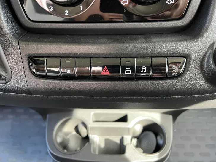 Fahrzeugbild Clever Van Celebration #33