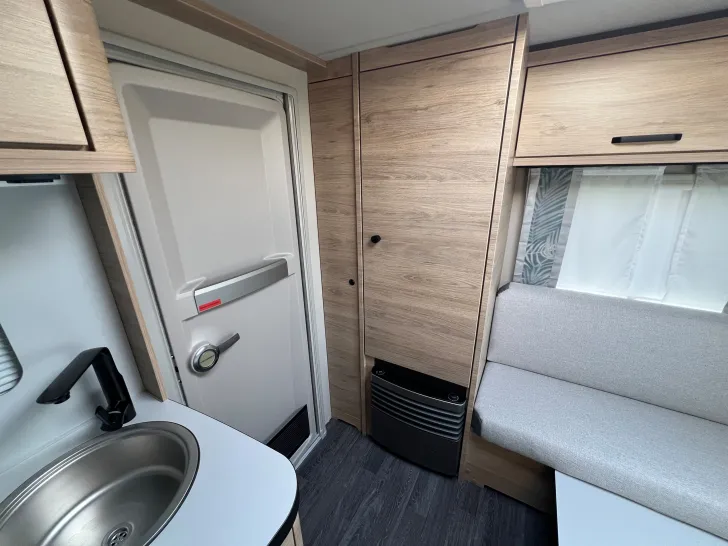 Fahrzeugbild Weinsberg CaraOne 420 QD #22