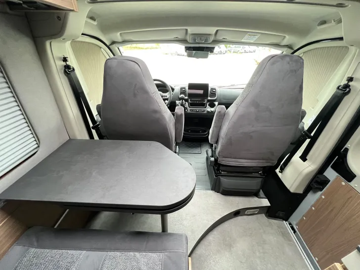 Fahrzeugbild Pössl D-Line Roadstar 600 L #20