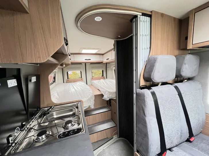 Fahrzeugbild Pössl D-Line Roadstar 600 L #45