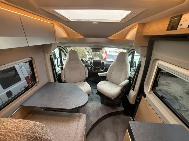 Fahrzeugbild Pössl D-Line Trenta 640 #31