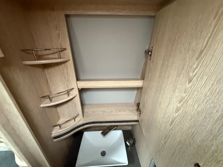 Fahrzeugbild Pössl H-Line Vario 545 #12