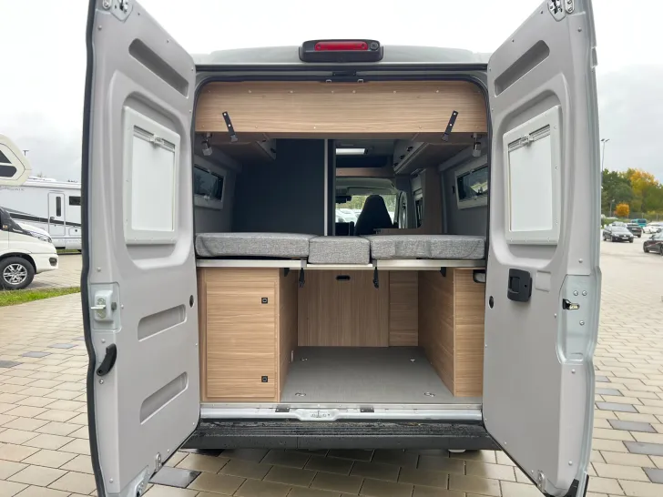 Fahrzeugbild Pössl H-Line Summit 600 L #11
