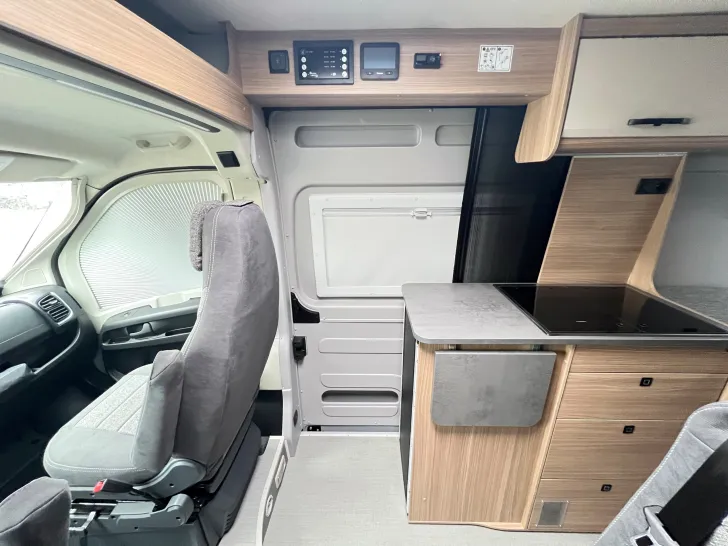 Fahrzeugbild Pössl H-Line Summit 600 L #35