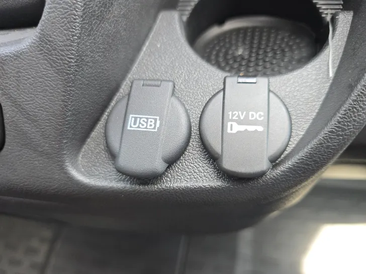 Fahrzeugbild Pössl D-Line Trenta 600 R #37