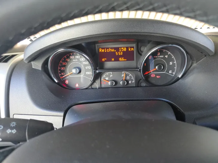 Fahrzeugbild Pössl D-Line Trenta 600 R #32