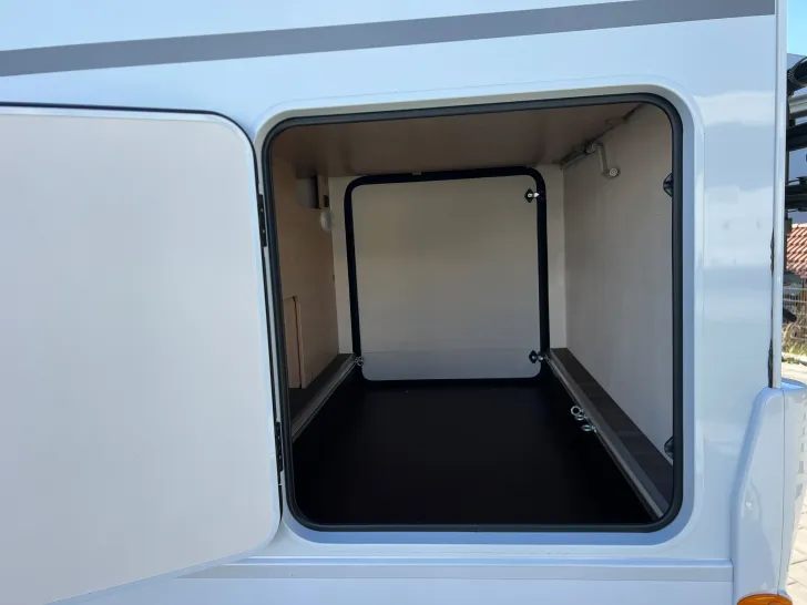Fahrzeugbild Sunlight VAN ADVENTURE ED V 67 S #8