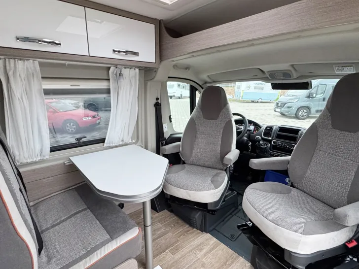 Fahrzeugbild Pössl D-Line 2Win R S Plus #24