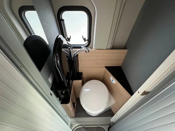 Fahrzeugbild Pössl D-Line Trenta 540 R KAS 322 #48