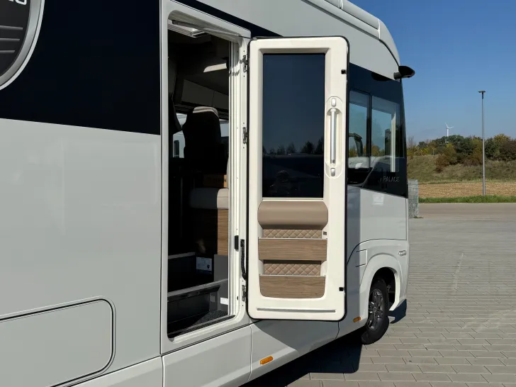 Fahrzeugbild Morelo Palace 88 LB * Modell 27 * Scheer * WideAxl #16