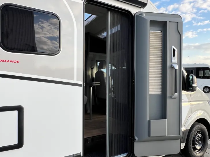 Fahrzeugbild Dethleffs Globebus Performance T 16 #19