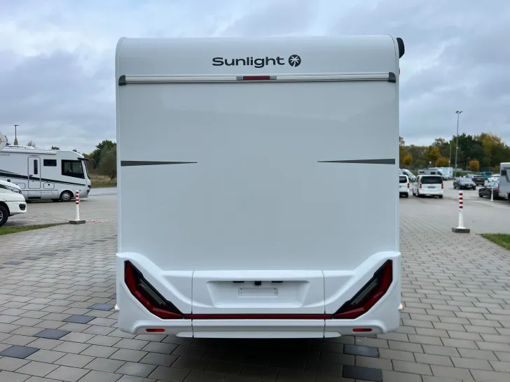 Fahrzeugbild Sunlight Adventure V 67S #11