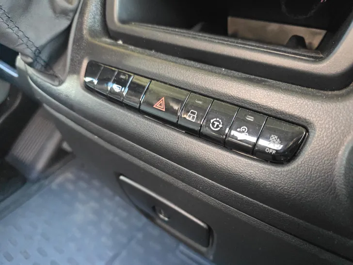 Fahrzeugbild Pössl D-Line Trenta 600 #38