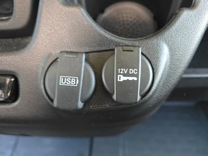 Fahrzeugbild Pössl D-Line Trenta 600 #39