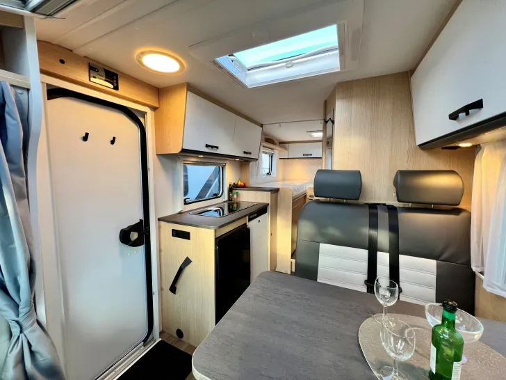 Fahrzeugbild Sunlight V 66 Adventure Edition #12