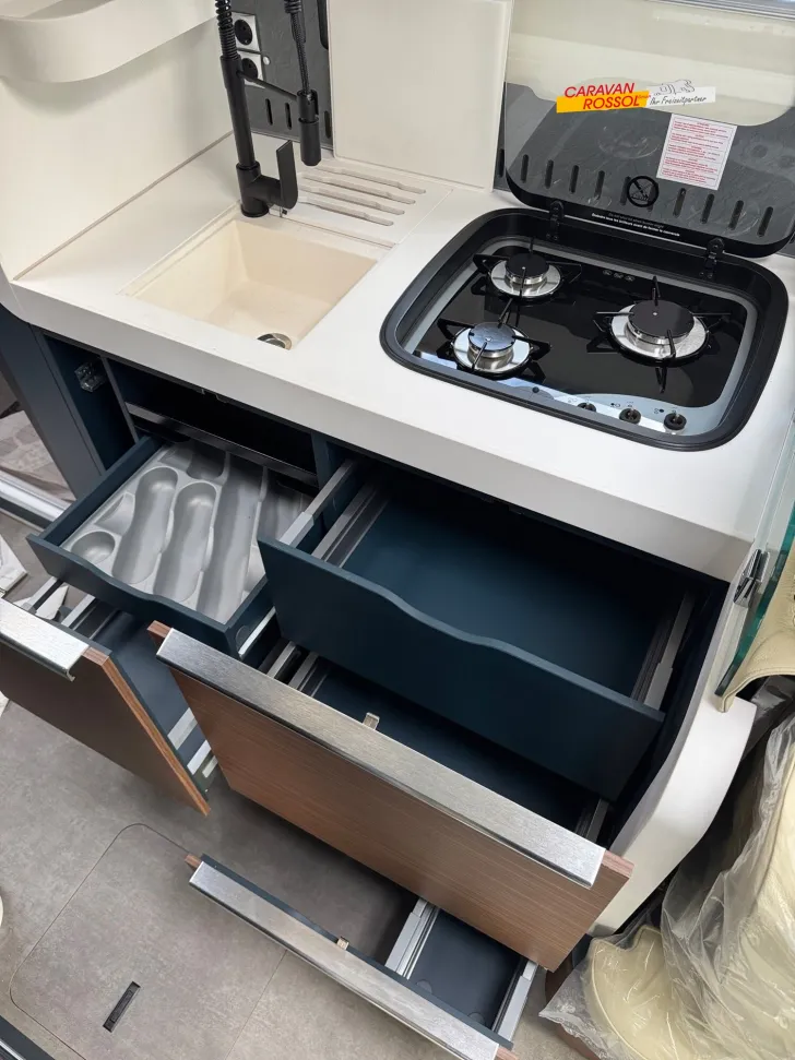 Fahrzeugbild Laika Kreos H 5109 #14
