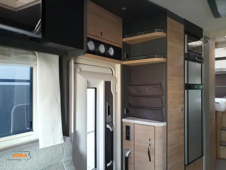 Fahrzeugbild Dethleffs Globetrotter XXL A 9000-2 EB IVECO DAILY #7