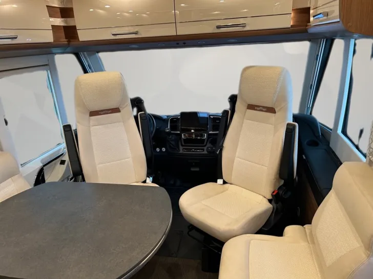 Fahrzeugbild Carthago c-tourer I  143 LE #11