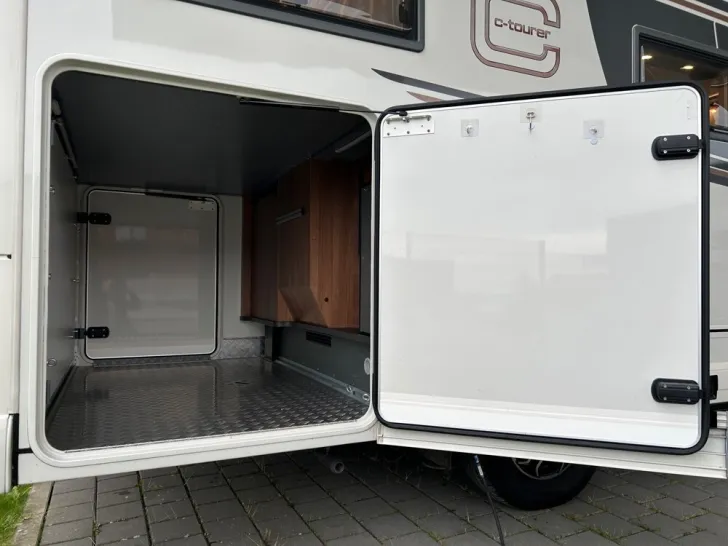 Fahrzeugbild Carthago c-tourer I  143 LE #19