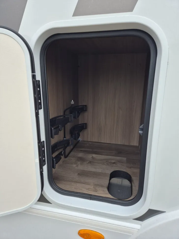 Fahrzeugbild Carado T 135 /MJ25/Franz.Bett/Markise/TV-Paket #9
