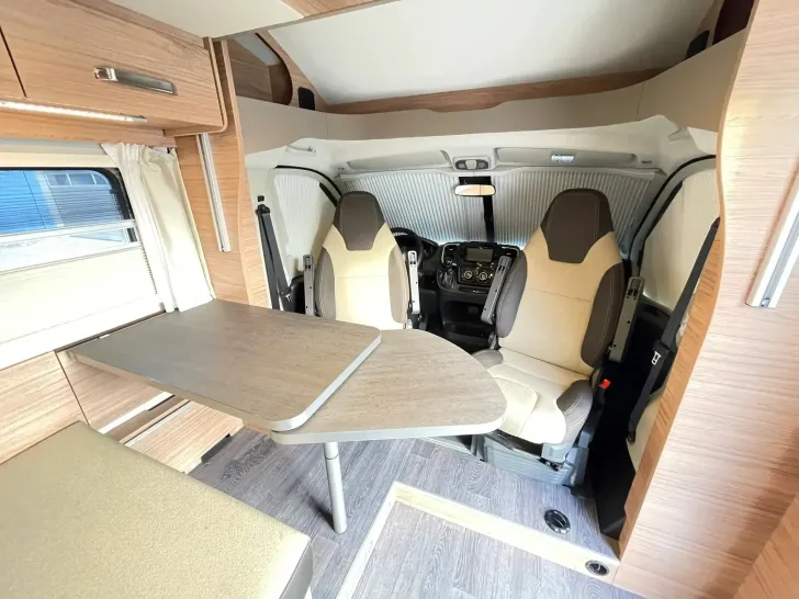 Fahrzeugbild Weinsberg CaraSuite 650 MEG [SPICY] +MEGA-DEAL+ #13