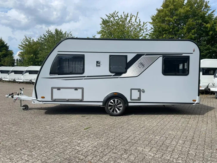 Fahrzeugbild Knaus Südwind 460 EU Black Selection +ABVERKAUF+ #6